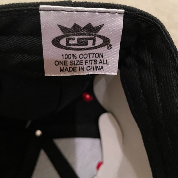 NWT GEORGIA BULLDOGS Officially Licensed Collegiate Product - Picture 4 of 5